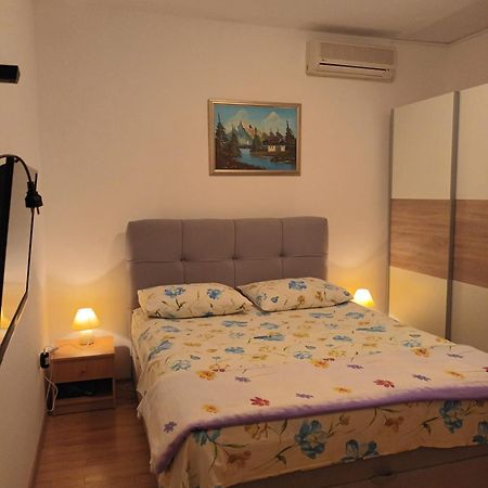 Studio Apartments Marica Brodarica  Luaran gambar
