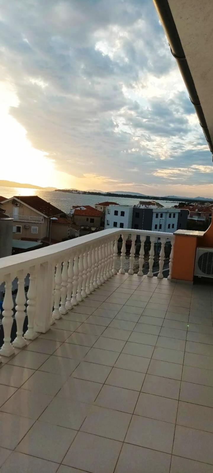 Studio Apartments Marica Brodarica  Luaran gambar